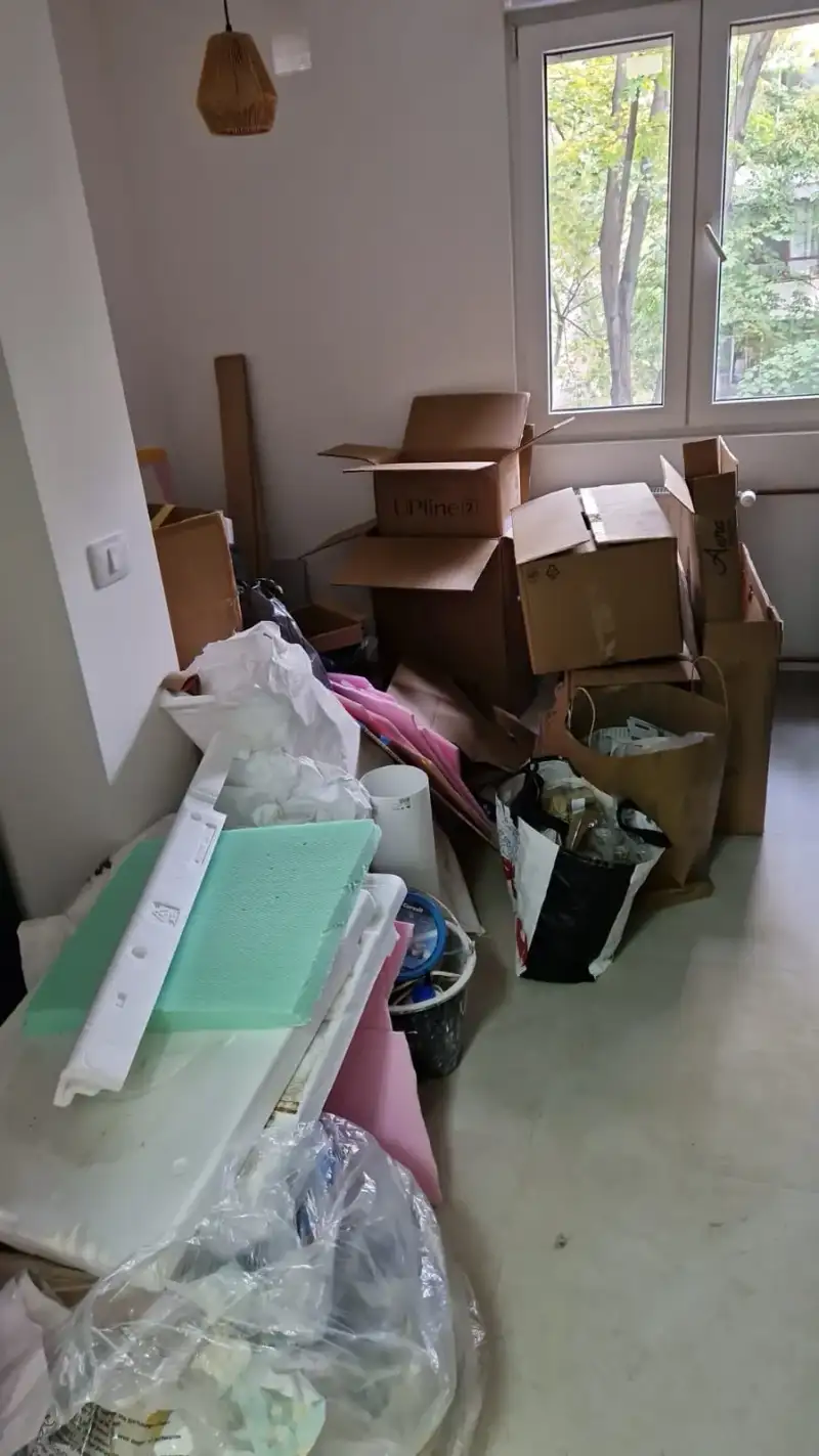 Reciclarea mobilei: Ce se întâmplă cu lemnul vechi?